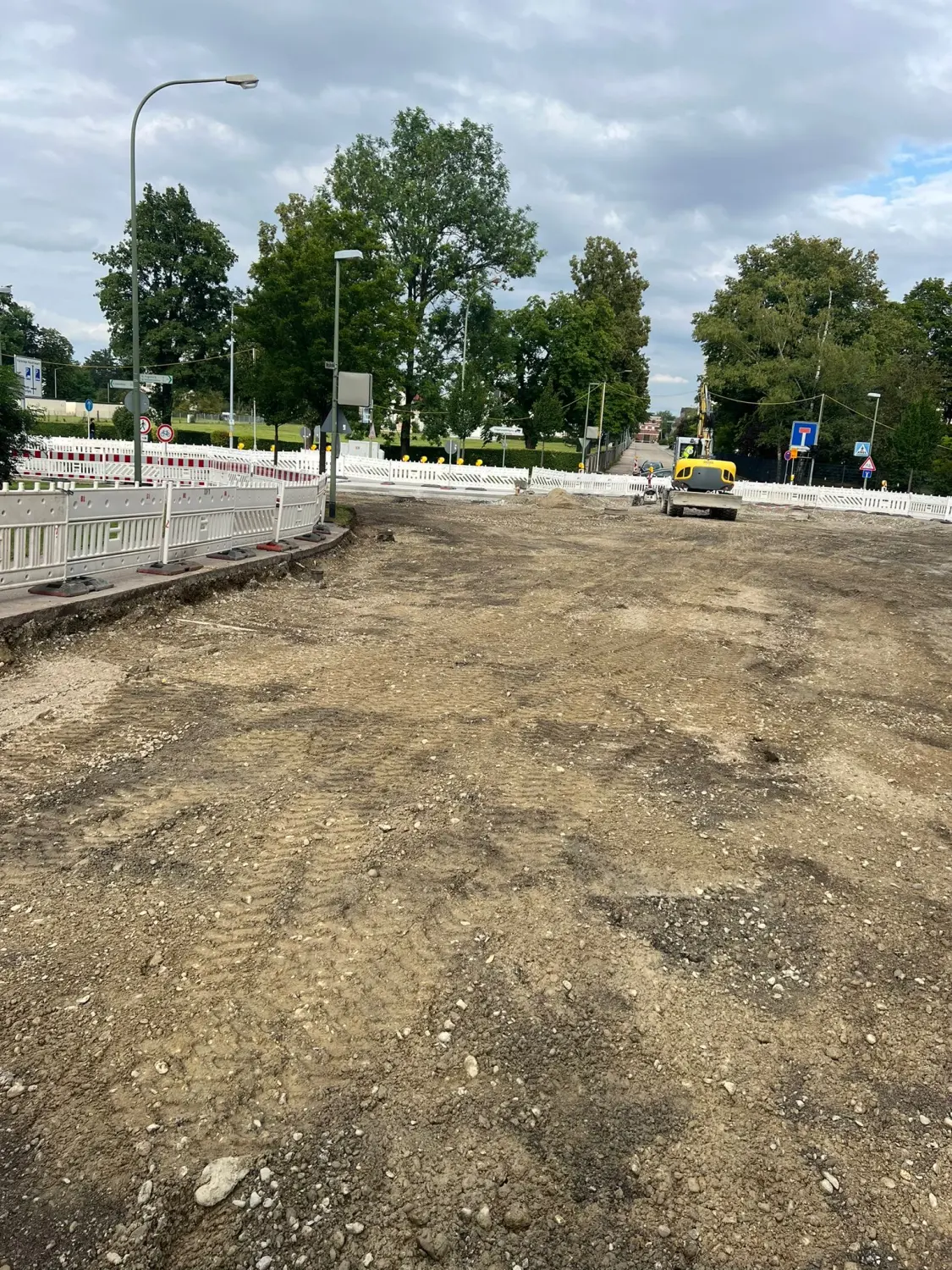 Erdarbeiten von Siladi Aurel geb 
