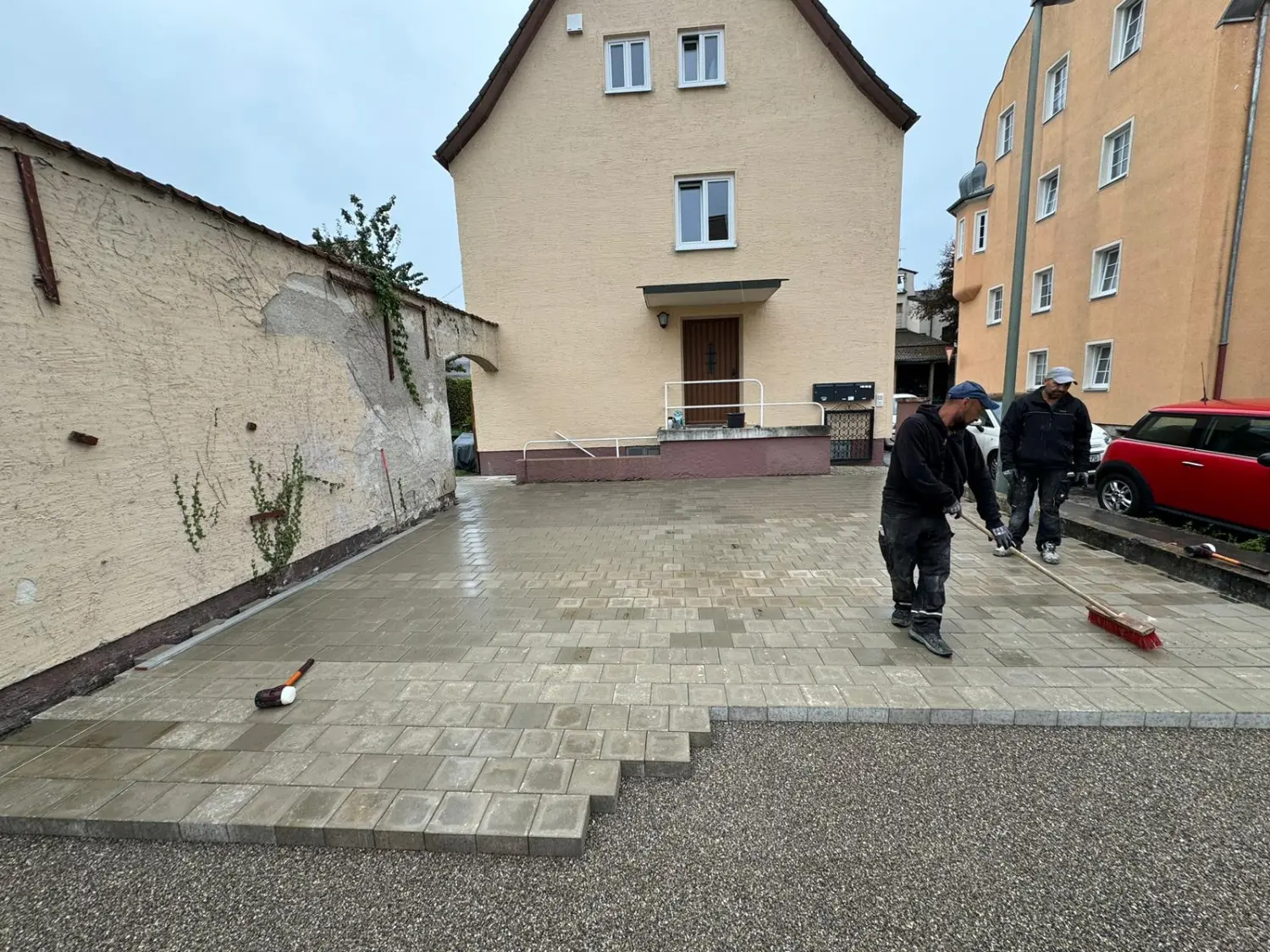 Abbruch- und Erdarbeiten von Siladi Aurel geb